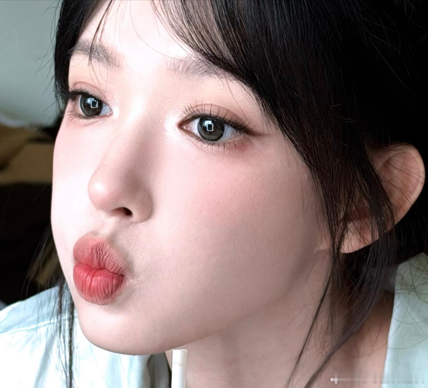 程潇看到真人版布偶猫啦，程潇怎能如此美萌，我一整个心跳加速