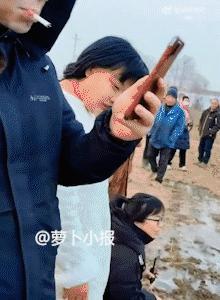 到底是咋回事儿呢？北方多地泉水复涌的奇观，终于来到了山东。1月6日早晨6点半