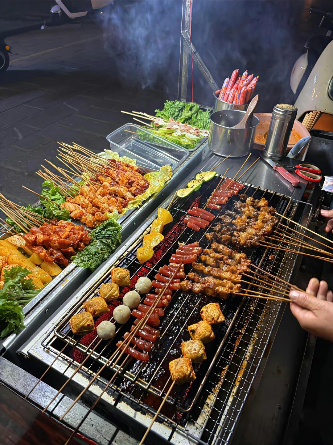 夜晚,好友,街头,啤酒,烧烤,都太浪漫了！​​​