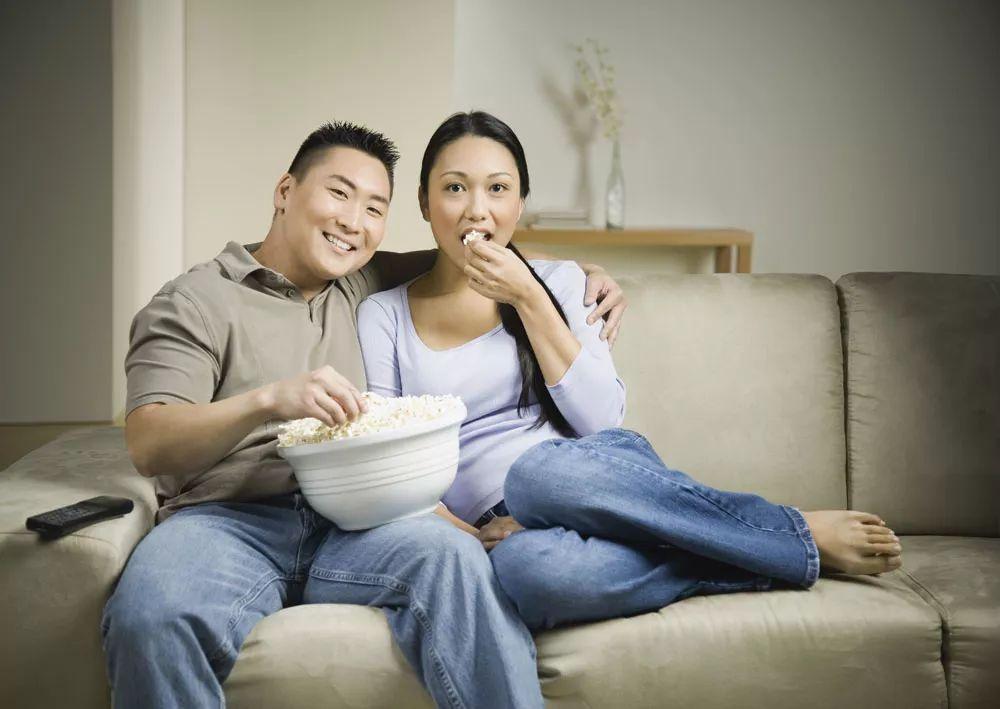 8个月胎儿早产进了保温箱, 我备受婆婆冷落, 舅妈的到来剧情反转