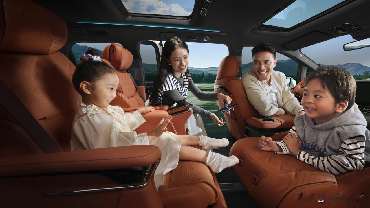 周鹏都pick的家用MPV！传祺M8宗师把全家宠成“躺平党”😂我以前带老