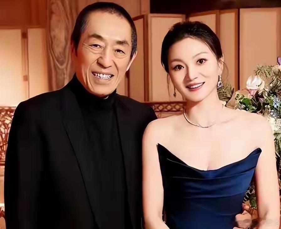 只享福不共苦?76岁张艺谋近况曝光,才知陈婷为啥亲手摘掉妻子认证​​​