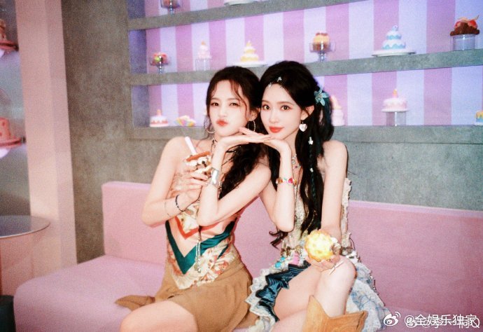 李一桐孟子义对我眼睛很好李一桐孟子义民国旗袍造型谁能不爱李一桐和孟子义的旗袍唱