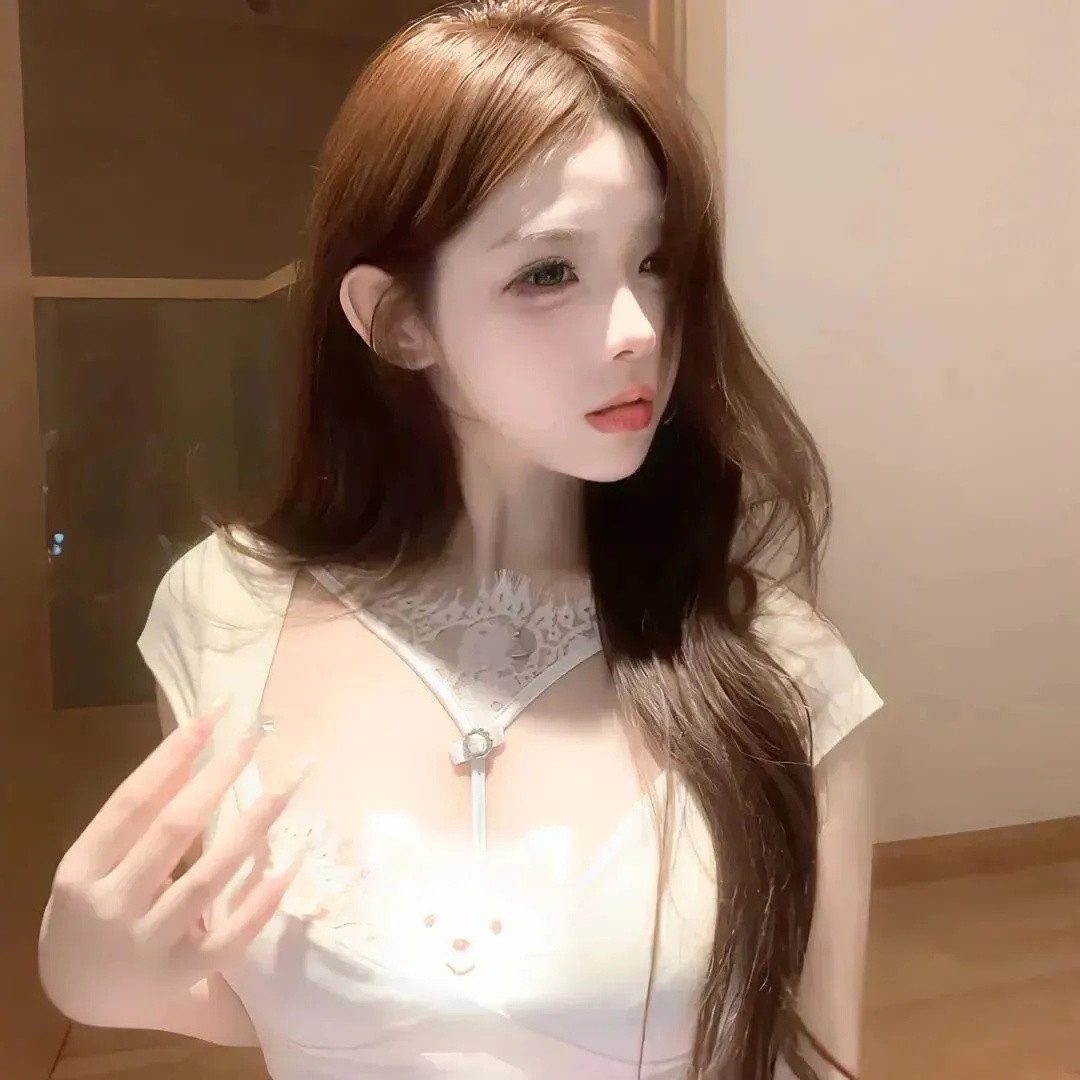 女生头像｜𝙒𝙚𝘾𝙝𝙖𝙩小众氛围感女头｜感受到幸福的时候能放慢倍速就