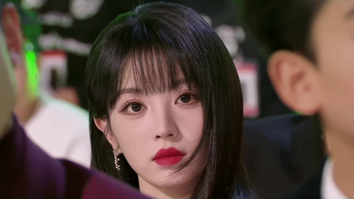 卧蚕、双眼皮、眼睫毛共同发力的眼睛