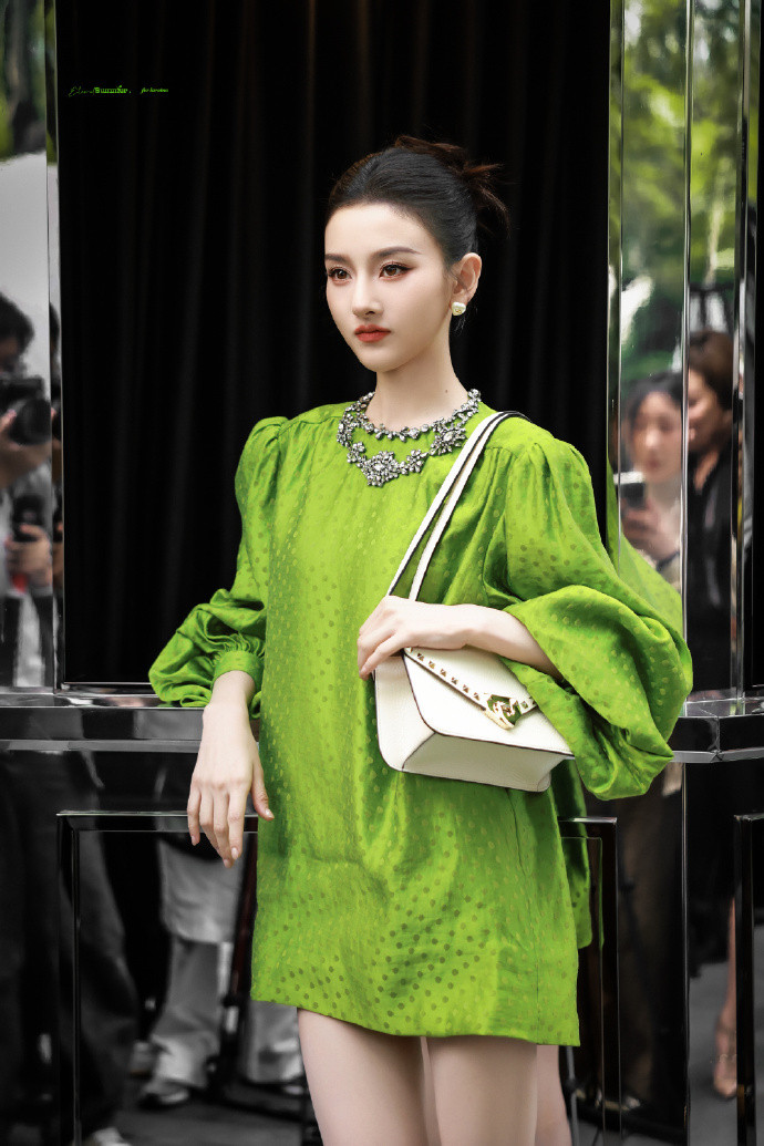 很贵气的妆造宋祖儿