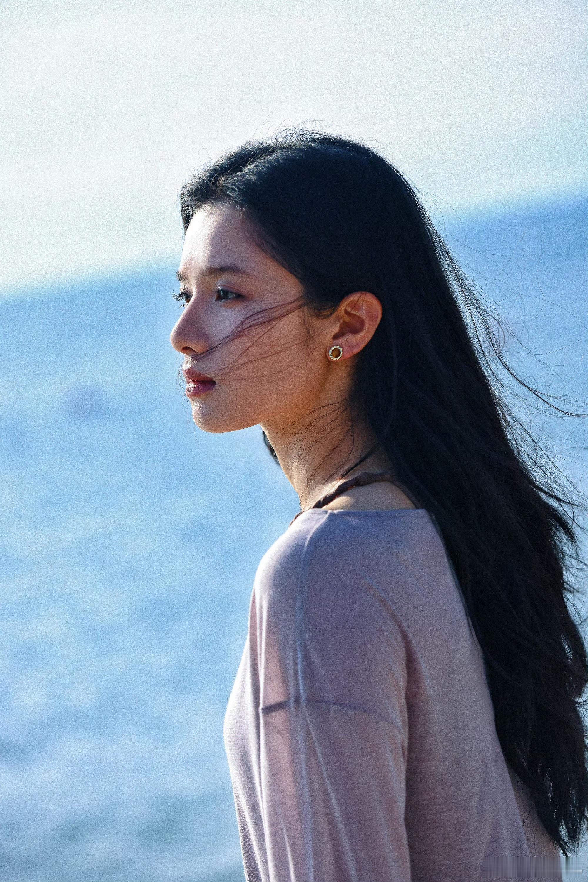 真美啊张婧仪生来就是要拍文艺电影的🎬​​​