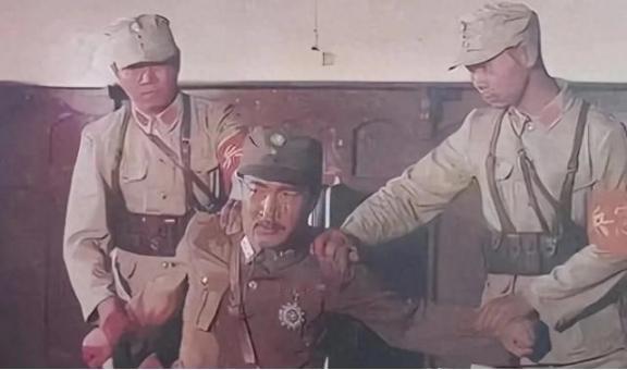 1938年1月24日，韩复榘在一座小楼里被特务处决，事后，蒋介石严厉斥责戴笠：“