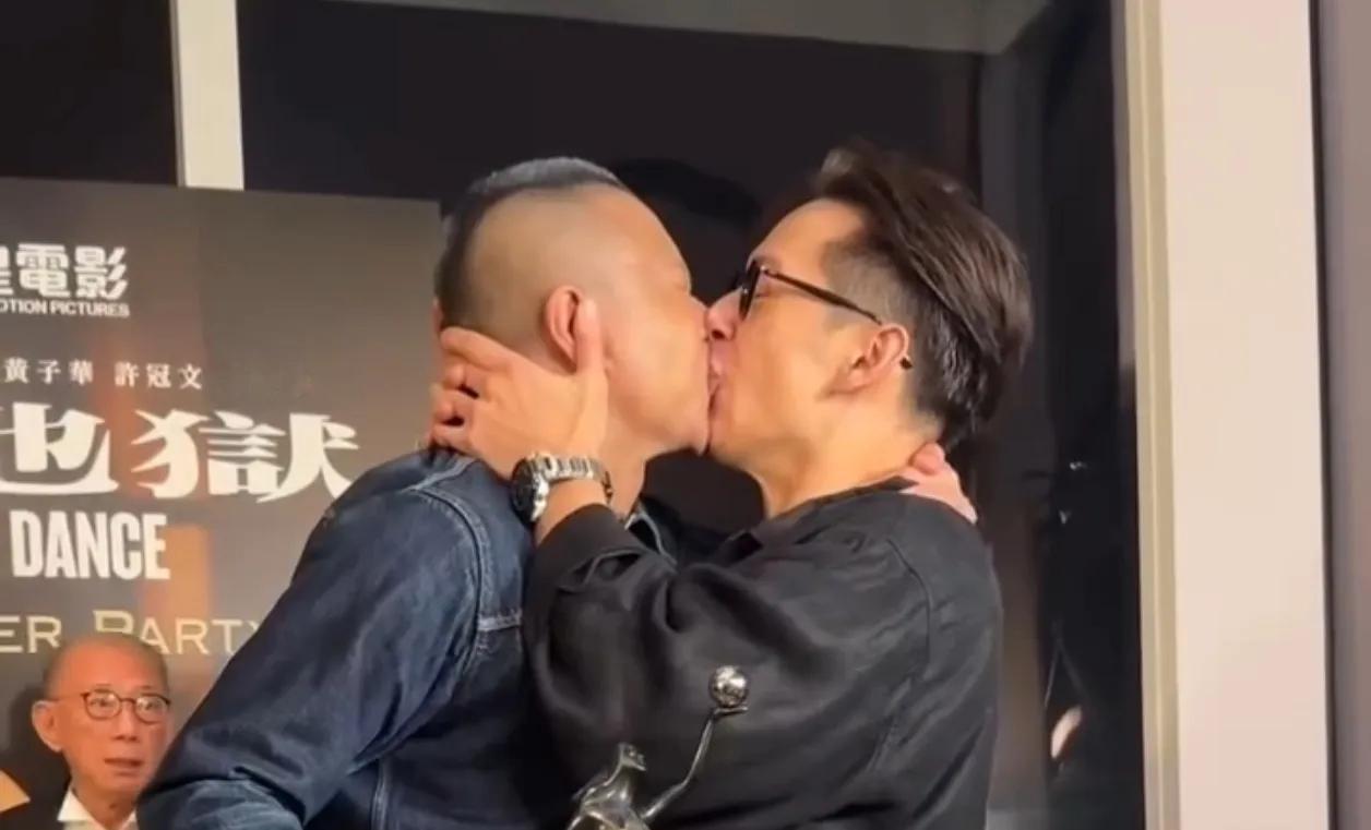 杨受成，被吓到了！近日，在金像奖的舞台上，朱柏康获得最佳男配角，高兴之余他直接