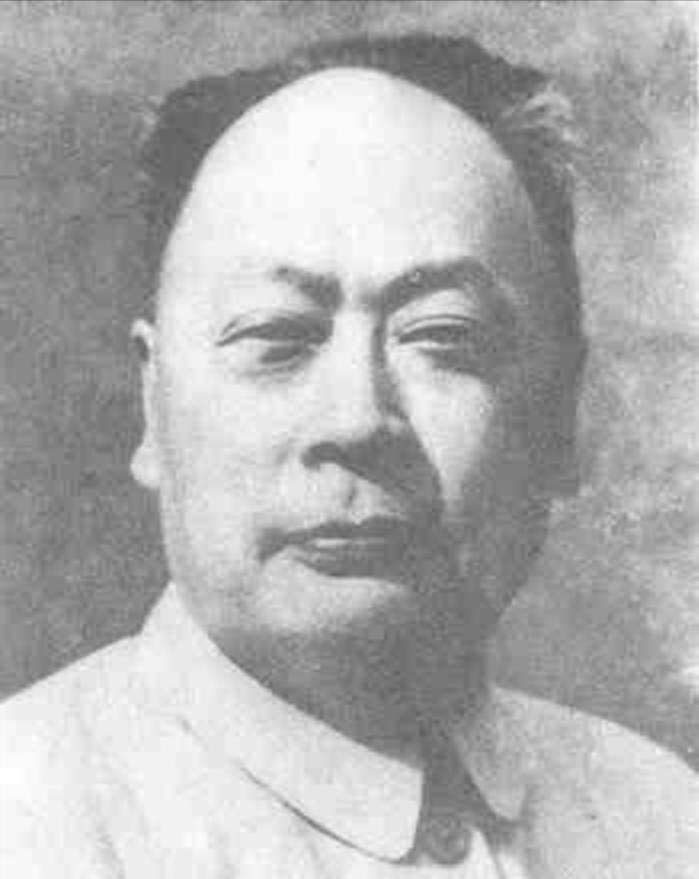 1940年，新四军中一名匪兵出身的残疾人，强娶了一名漂亮姑娘，陈毅准备枪毙了他，