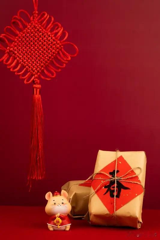 明天就出差了，今年的春节，感觉最舒服的。没有出去旅游挤那“人山人海”，没有