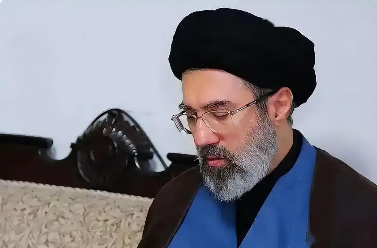 靠山已上场，穆杰塔巴致信普京，中方打破沉默，在安理会审判美以 美伊打了快两个