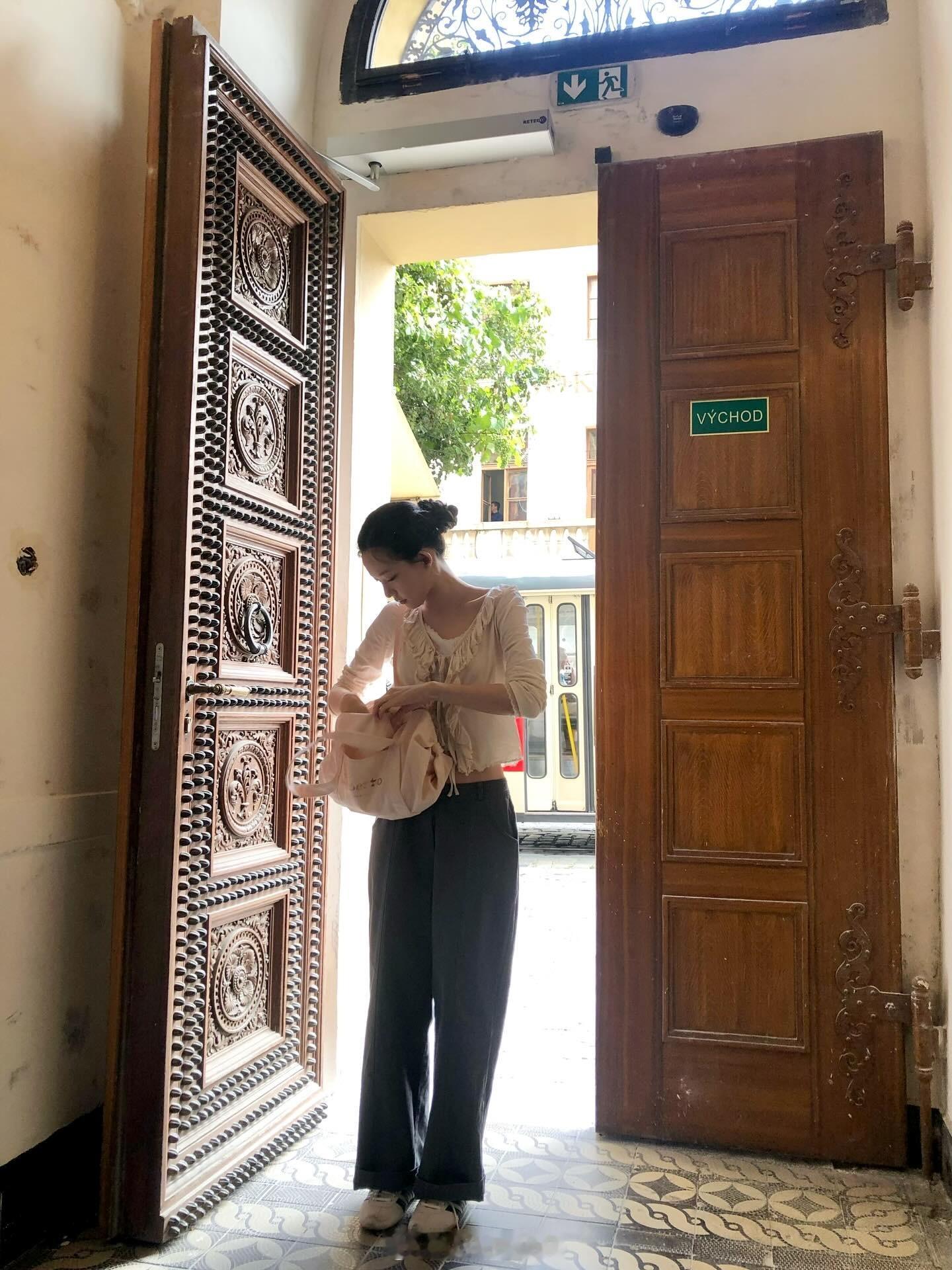 崔阭池布拉格旅行​​​