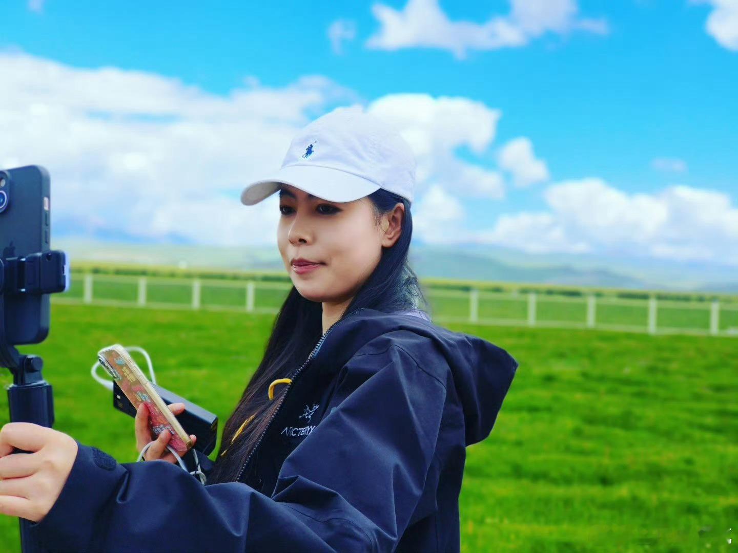 去花湖，把夏天装进眼睛里四川若尔盖花湖夏未央若尔盖花湖是夏日尾声最不该错过的风