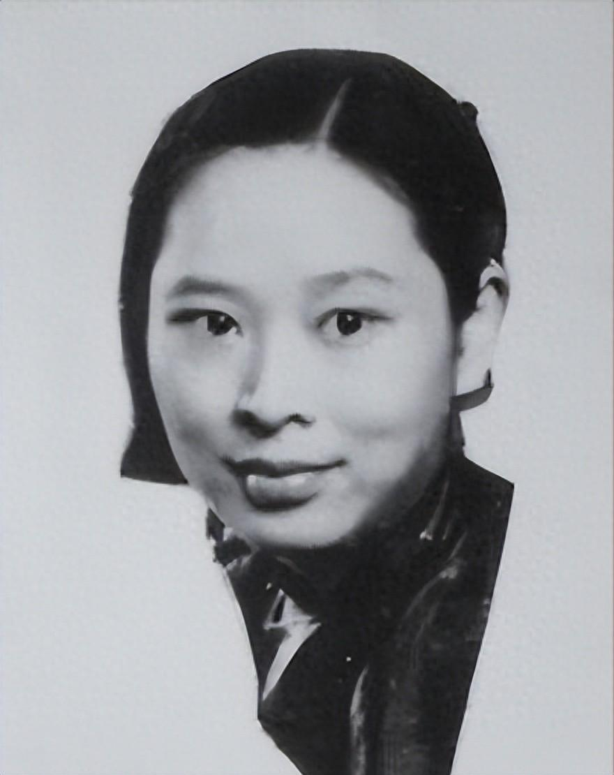 1941年，久别未见的曾宪植推开了叶剑英住处的大门，迎接她的不是熟悉的笑容，而是
