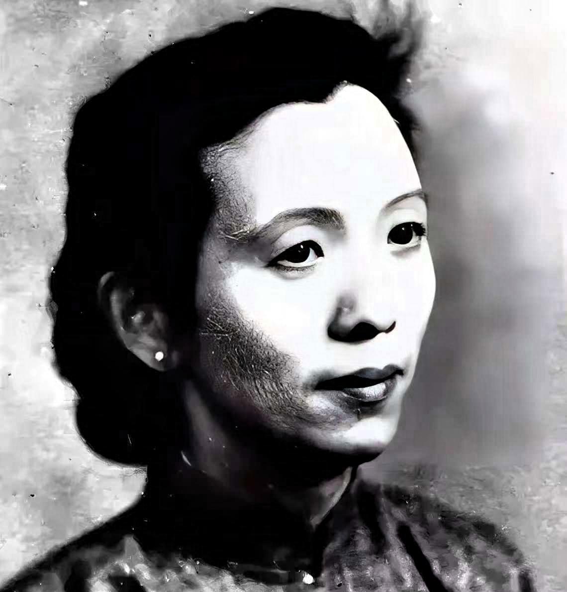 党组织派她潜伏南京，给了二十根金条。结果这个女人，打了整整三年麻将，把钱输了个精