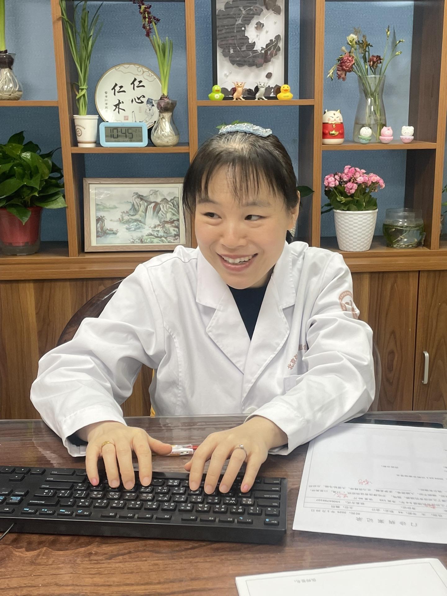 萎缩性胃炎这些典型症状 别再忽视了。最近评论区问萎缩性胃炎的朋友很多...