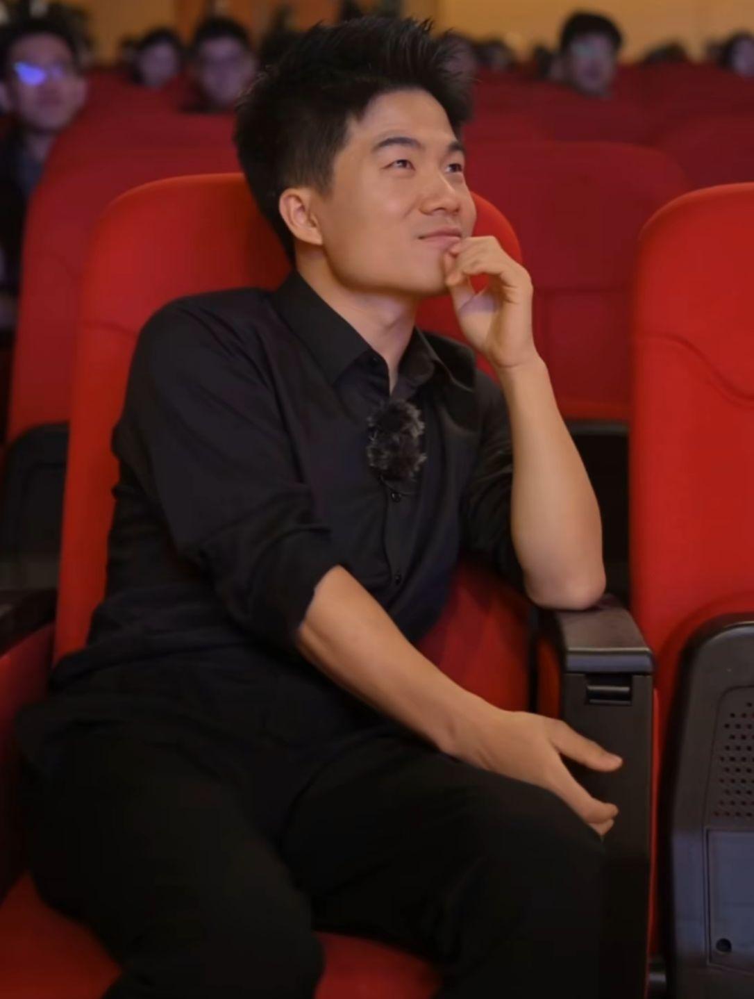 小传熙从来没想过，他成了全网最羡慕的人，如果说小作文事件对董宇辉来说是一场历劫，