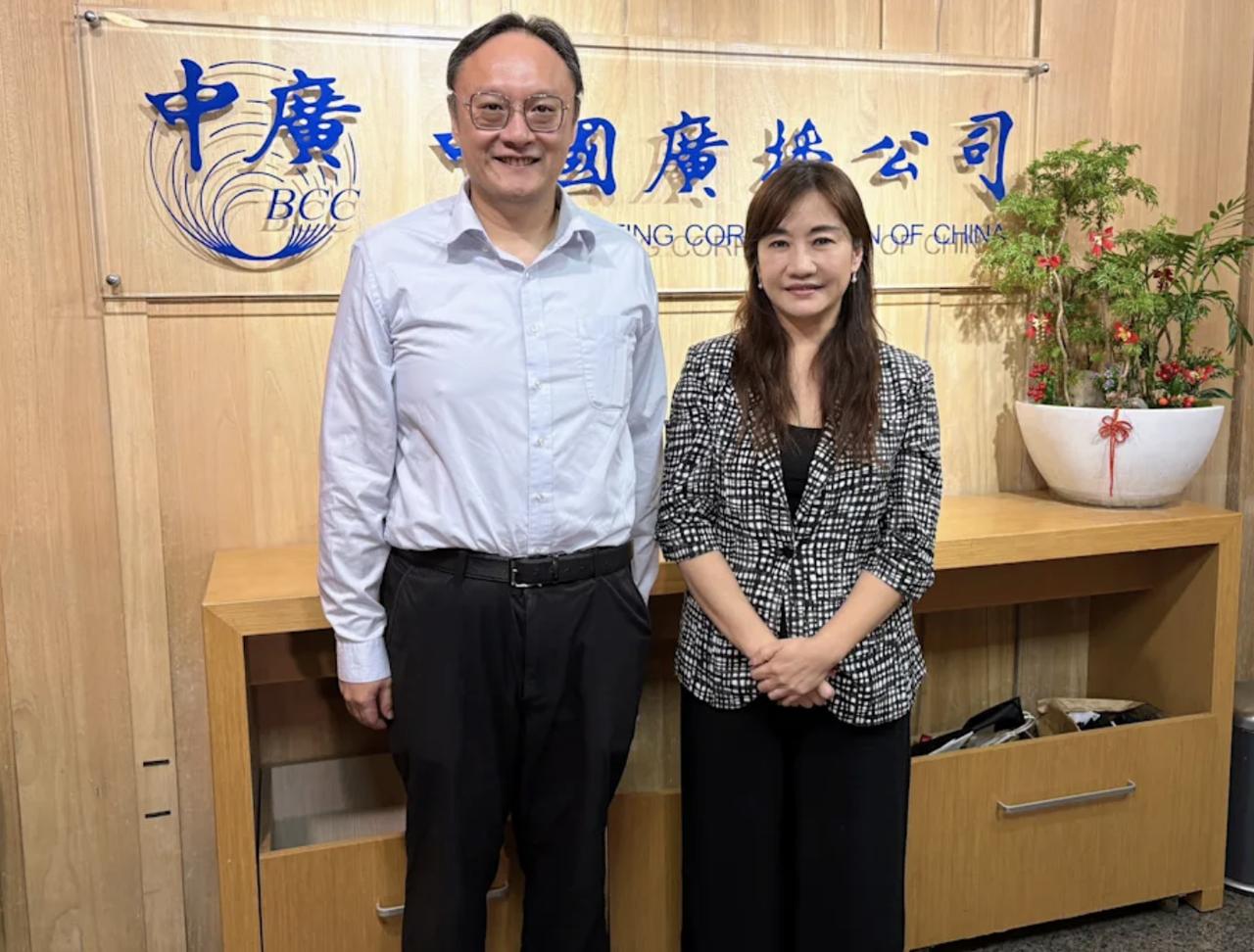 王浅秋是唯恐天下不乱？郑照新回答滴水不漏。刚看了王浅秋对台中市副市长郑照新的