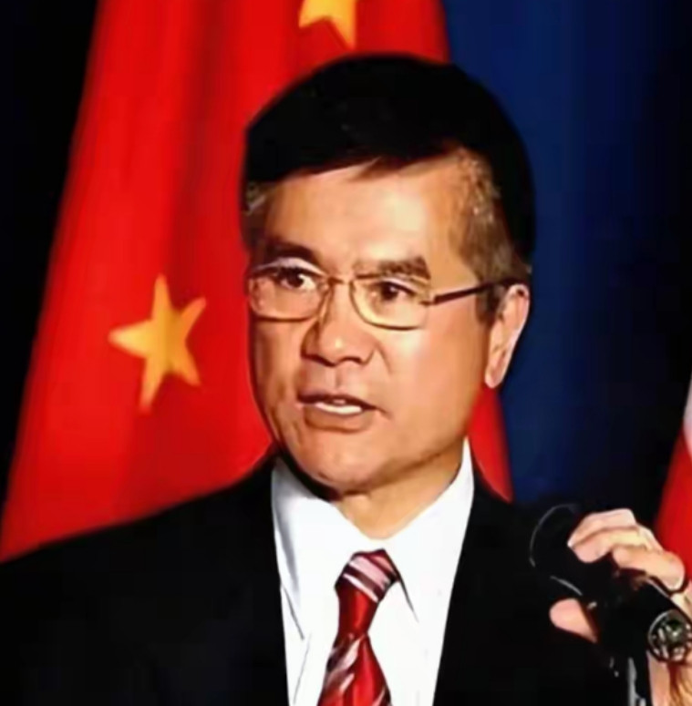 太无耻了！美国首位华裔州长骆家辉，家族三代都在美国奋斗，他当官时猛烈打压中国，辞