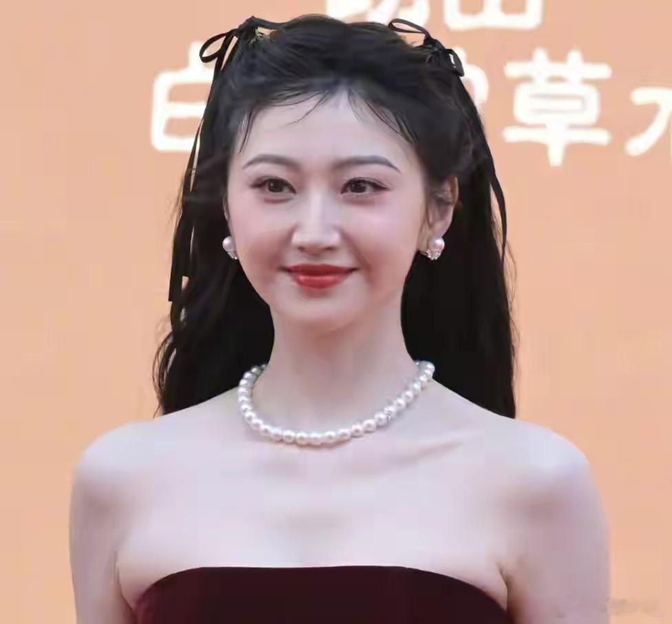 想和解掏2亿！知情人再爆猛料，网友：景甜这是遇到杀猪盘了吧？景甜代孕一事又有后续