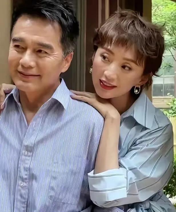 何晴那么年轻去世连金晨都发文悼念了我问老公:“为啥许亚军一点动静都没有？”