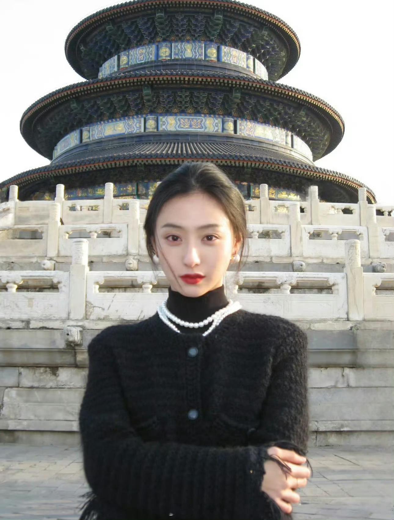 早春晴朗➕胡连馨是女二卢米吗？另一本话痨小姐的女主​​​