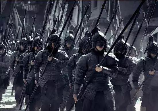 阴晋之战，魏武卒五万人对阵秦军五十万。十倍于己的兵力差距，放在任何时代都是必死