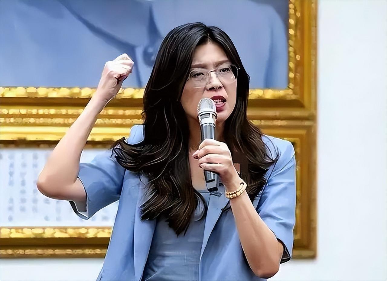 “四大金刚”被收拾，国民党党主席郑丽文重掌权力，地方派系彻底服软，党内团结与两岸