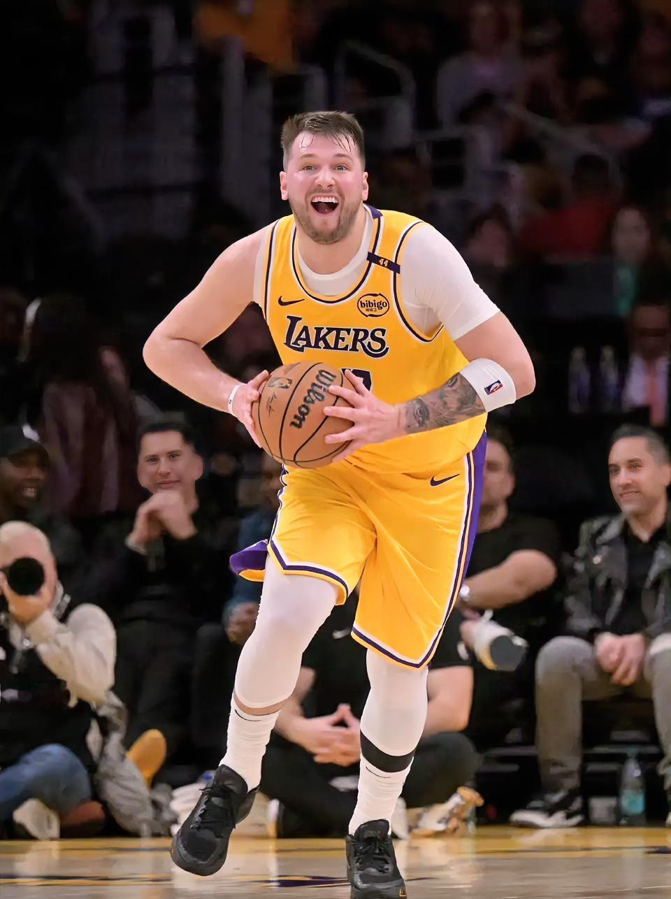 脸都不要了[捂脸哭]，湖人104-112不敌快船，这3位球员必须为输球负责！