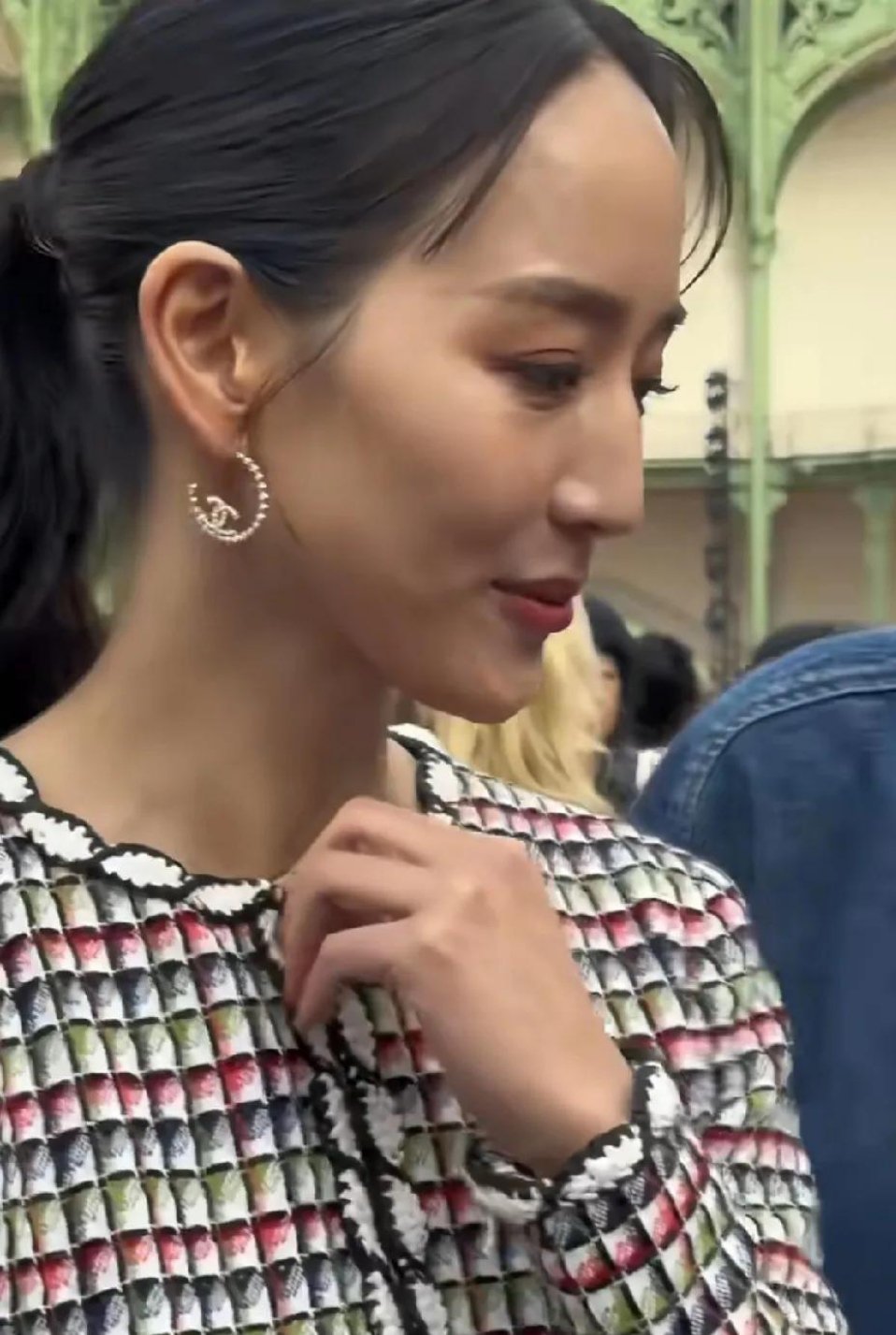 张钧甯这一看就体脂率很低，难道是跑步跑太多了的缘故？​​​