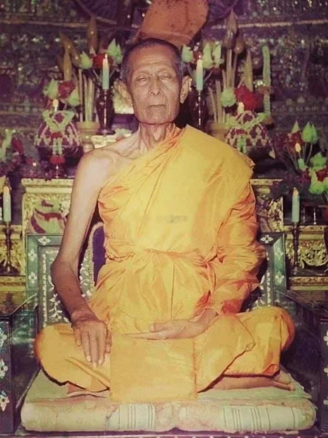 玄学从来不是改命，而是借势。今天分享几个不花钱、立马能用的“旺自己”小妙招，主