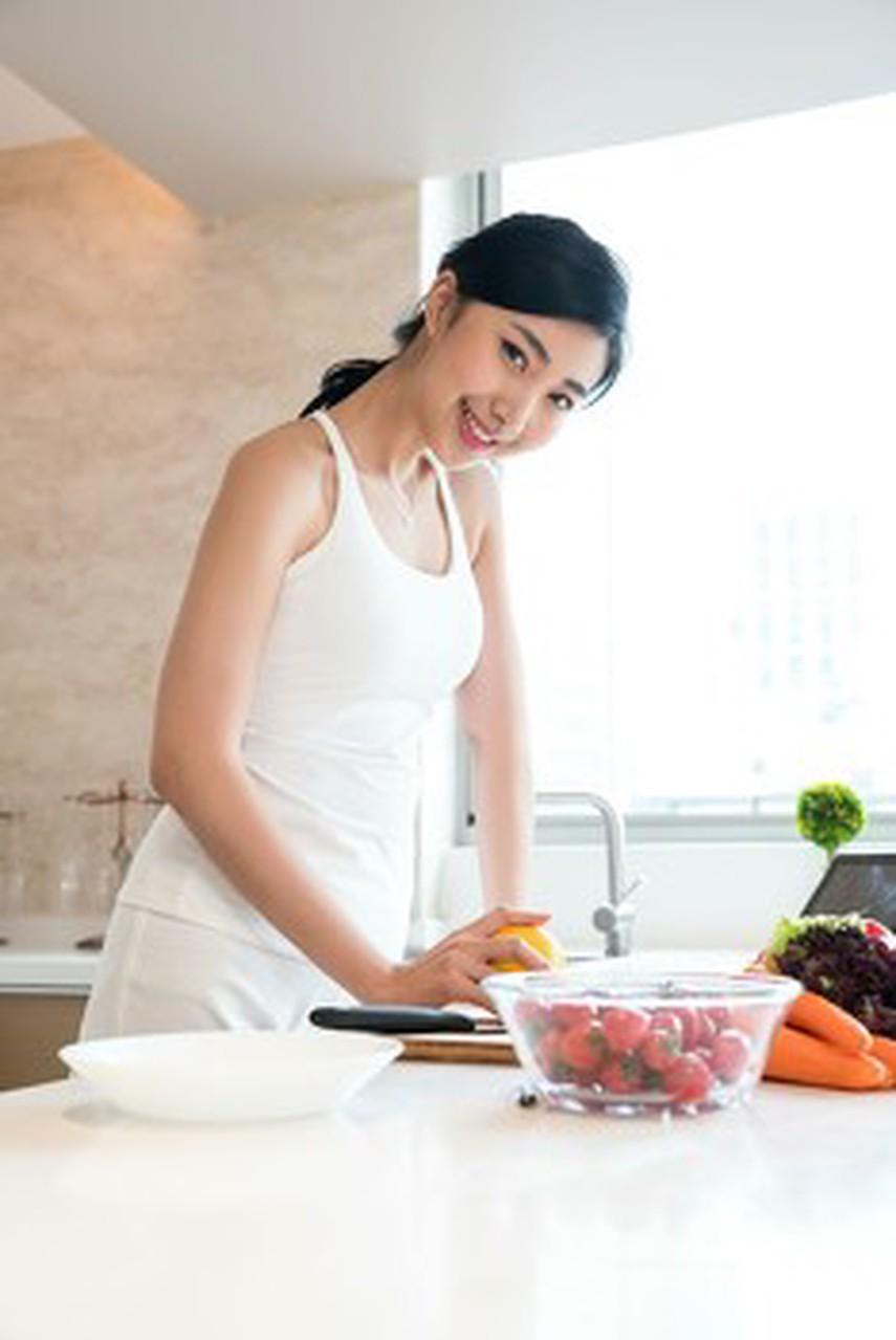 这样的媳妇，谁不爱？为什么总有一些男人，本来有了漂亮的媳妇，还在外面瞎扯蛋？