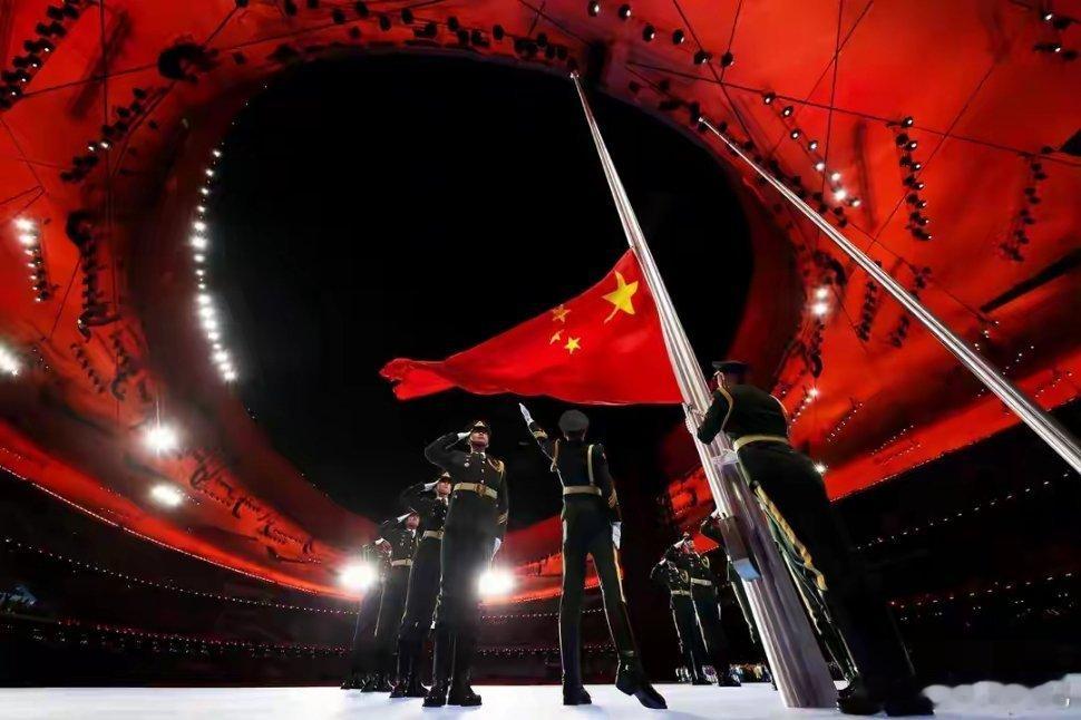 法新社镜头下的中国军人压迫感？安全感！中国军人简直帅到爆好吧！