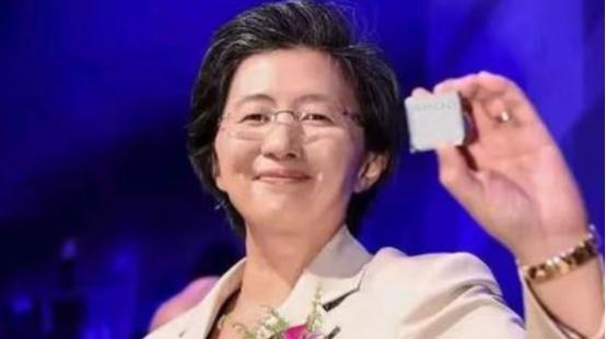 年薪4亿的“芯片女王”苏姿丰，不顾自己美国院士的身份，执意为中国芯片发展提供帮助