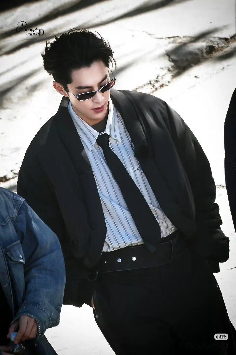 王鹤棣真的有90年代港星的味