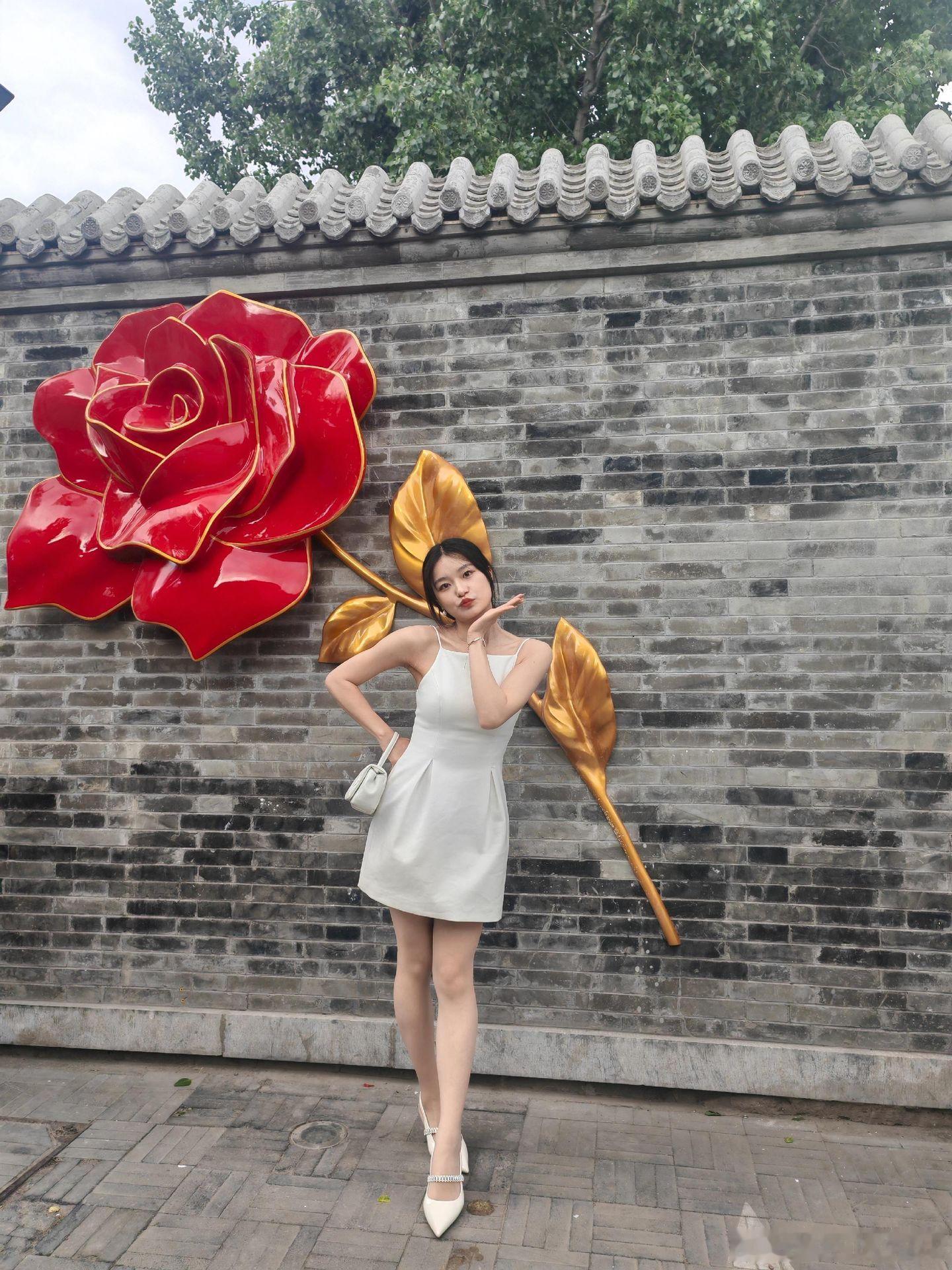 轻熟女神范儿成熟女性的少女心美女绘梦长廊