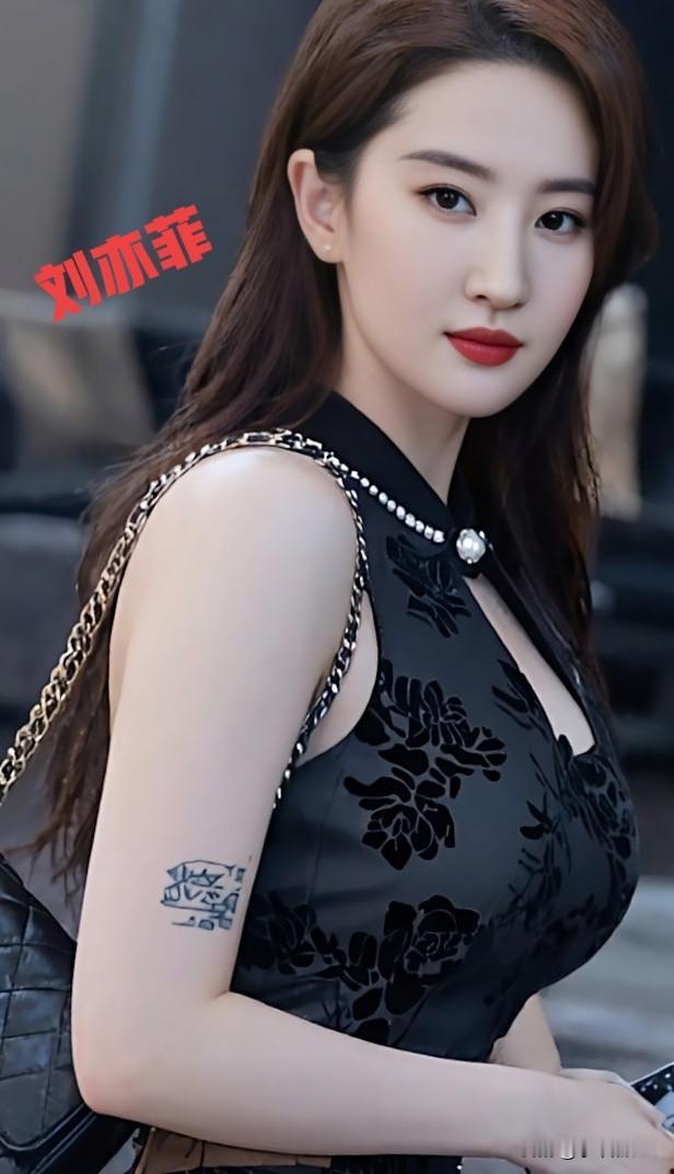 刘亦菲黑色造型惊艳绝伦气质优雅让人眼前一亮女明星气质女明星