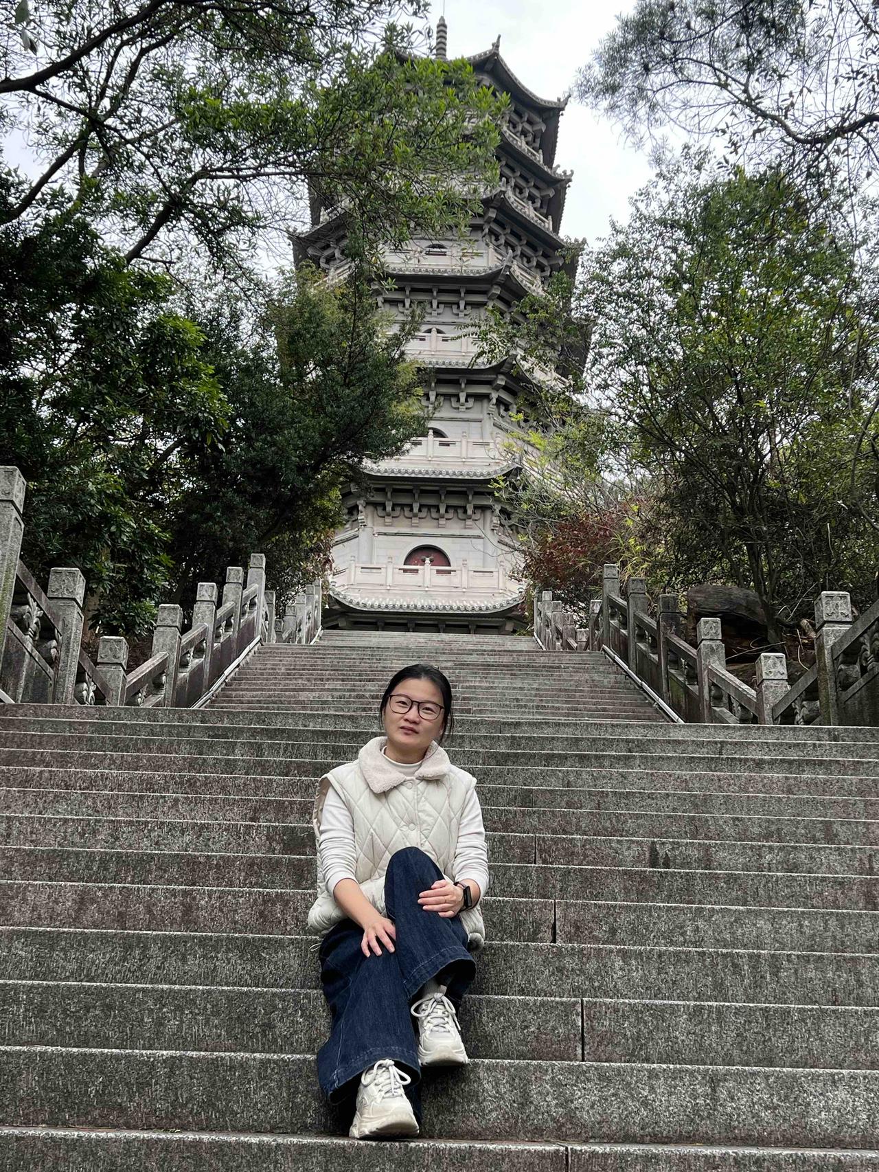 讹人讹出新高度！女子正常买空调、正常等安装，结果师傅出事，家属反倒找上门要赔