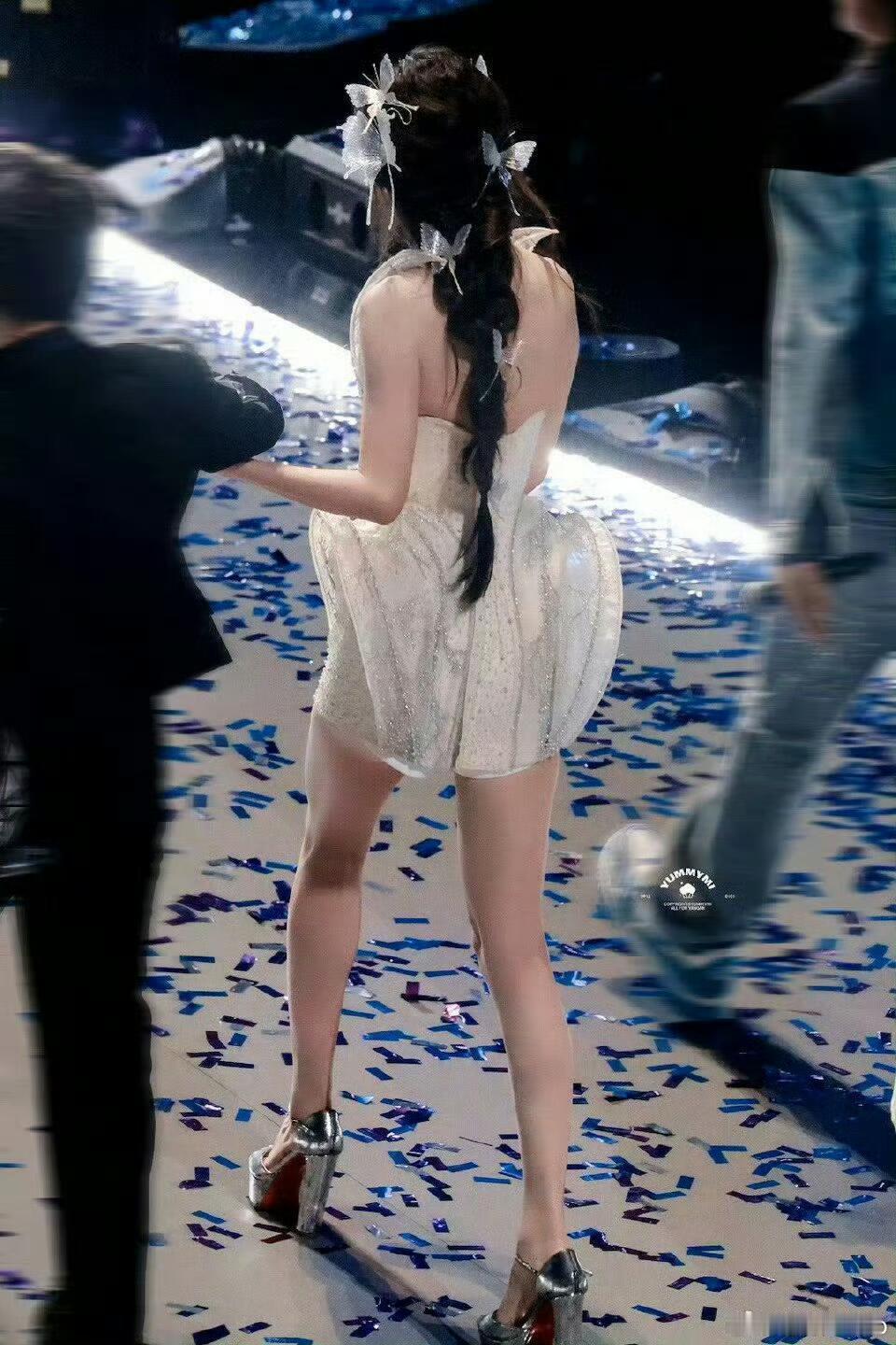 杨幂梦中情腿
