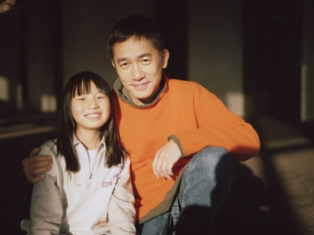 摄影师笙笙为梁朝伟拍摄的新写真