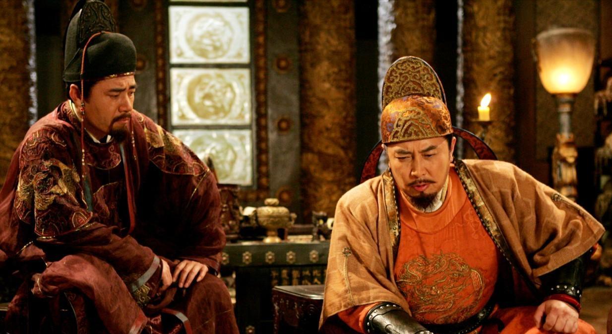 李世民下棋败给唐俭，输不起想要杀人泄愤，让尉迟恭为自己作假证，李世民召官员商议惩
