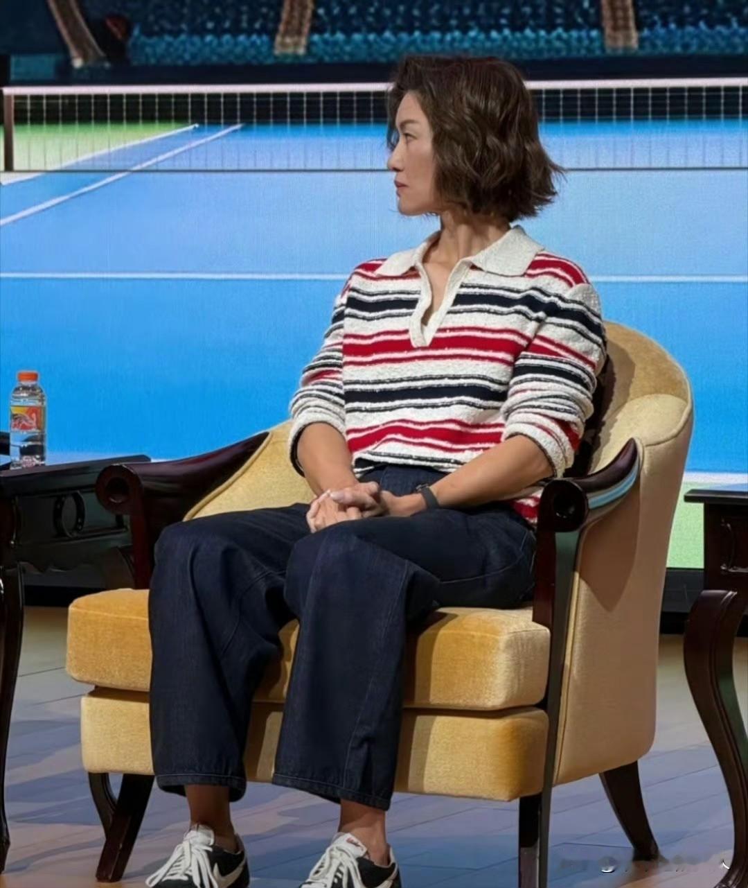 哇！猜一猜！她是谁？变化如此之大？[捂脸哭]