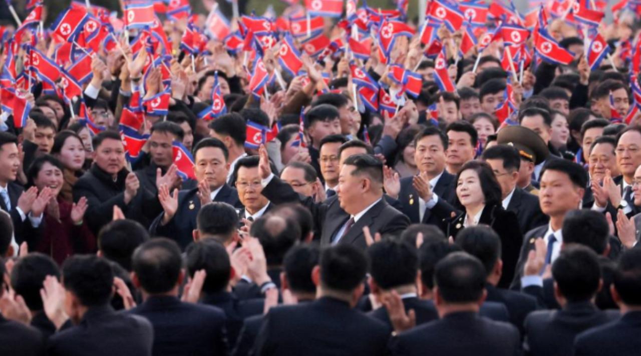 就在刚刚，金正恩公开定性美国：恐怖主义国家！国际舆论场突然传来重磅声音，3