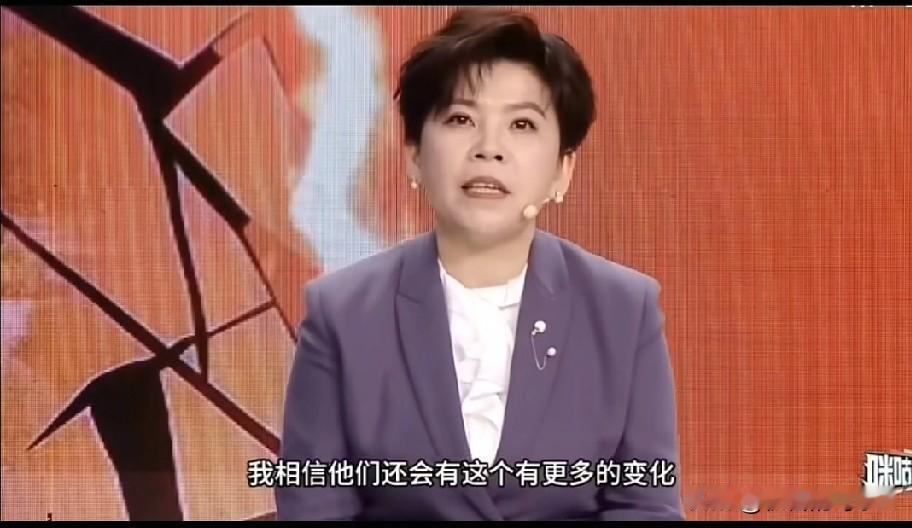 邓亚萍点评王曼昱遭围攻：拿过4枚奥运金牌，不配教后辈打球？邓亚萍在社交平台分
