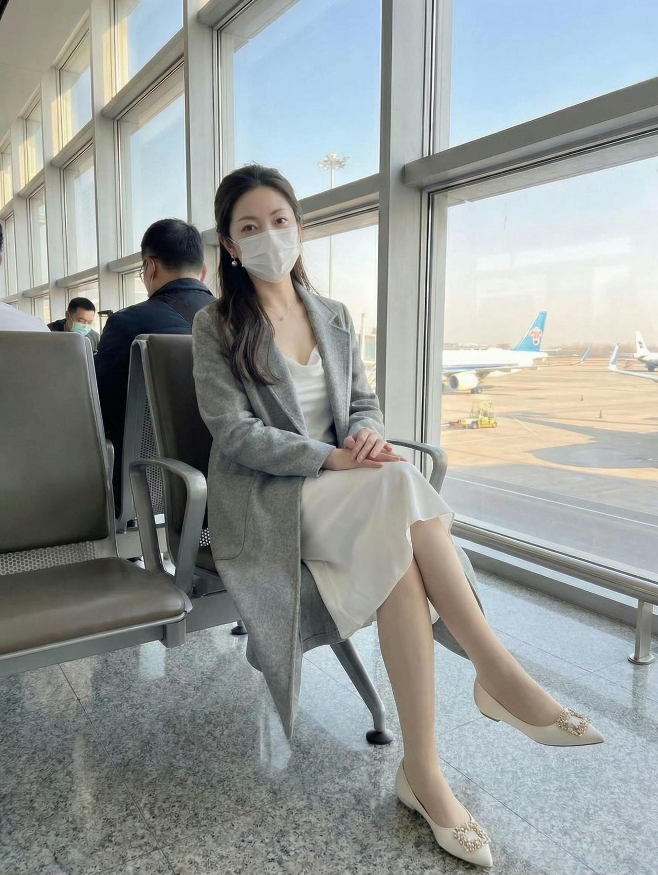 忙碌的一年结束了，回家过年了！提前祝大家，新年快乐万事如意🧨🧨🧨亲爱的，