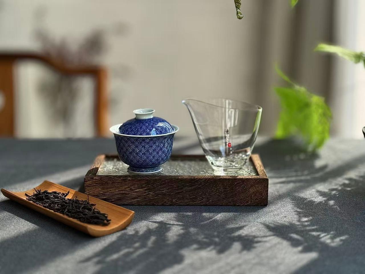 小种、滇红、祁红、宜红，有什么区别？我国的红茶可以大致分为三类——小种红茶、工