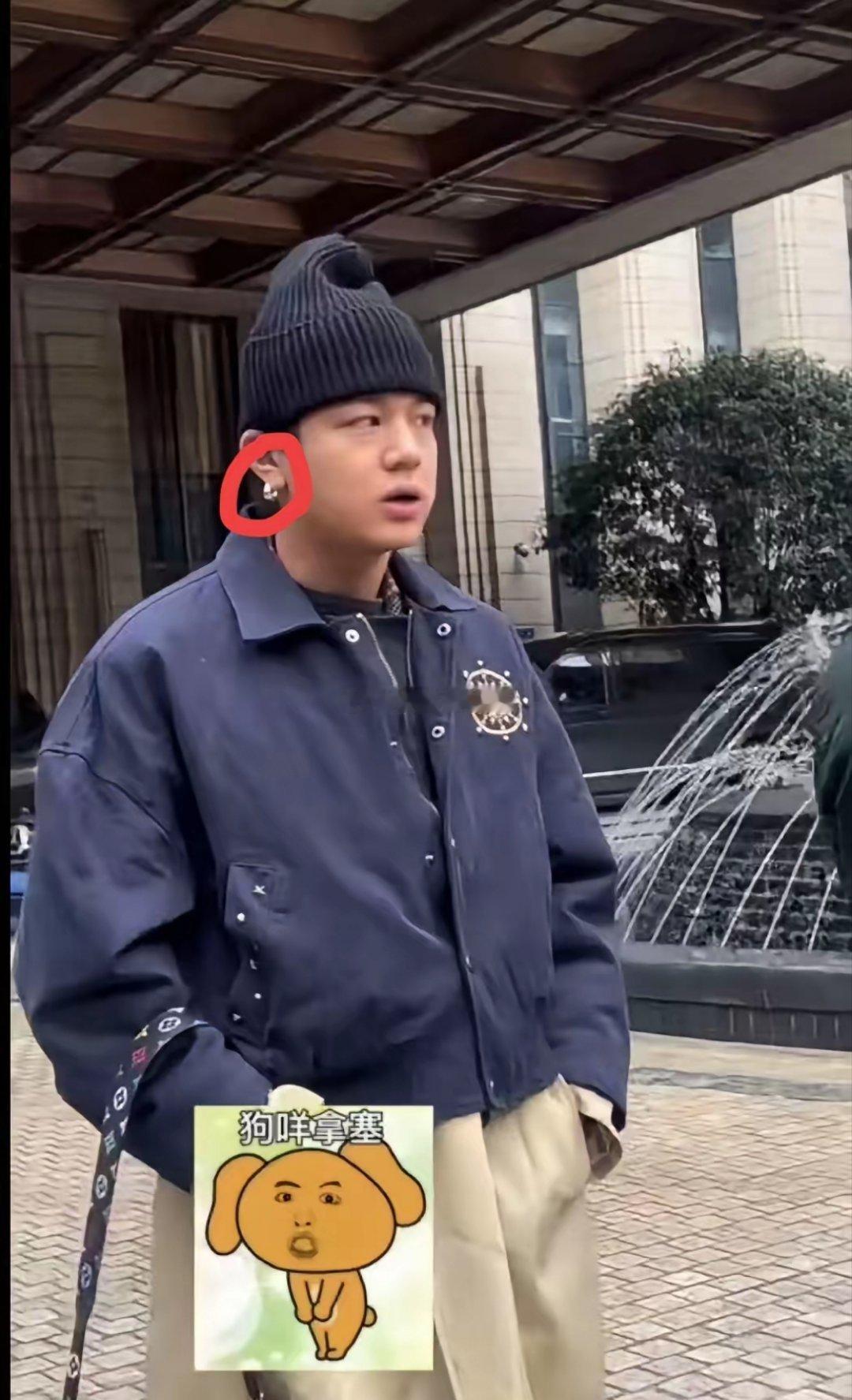 这就是现在的石凯，挺……​​​