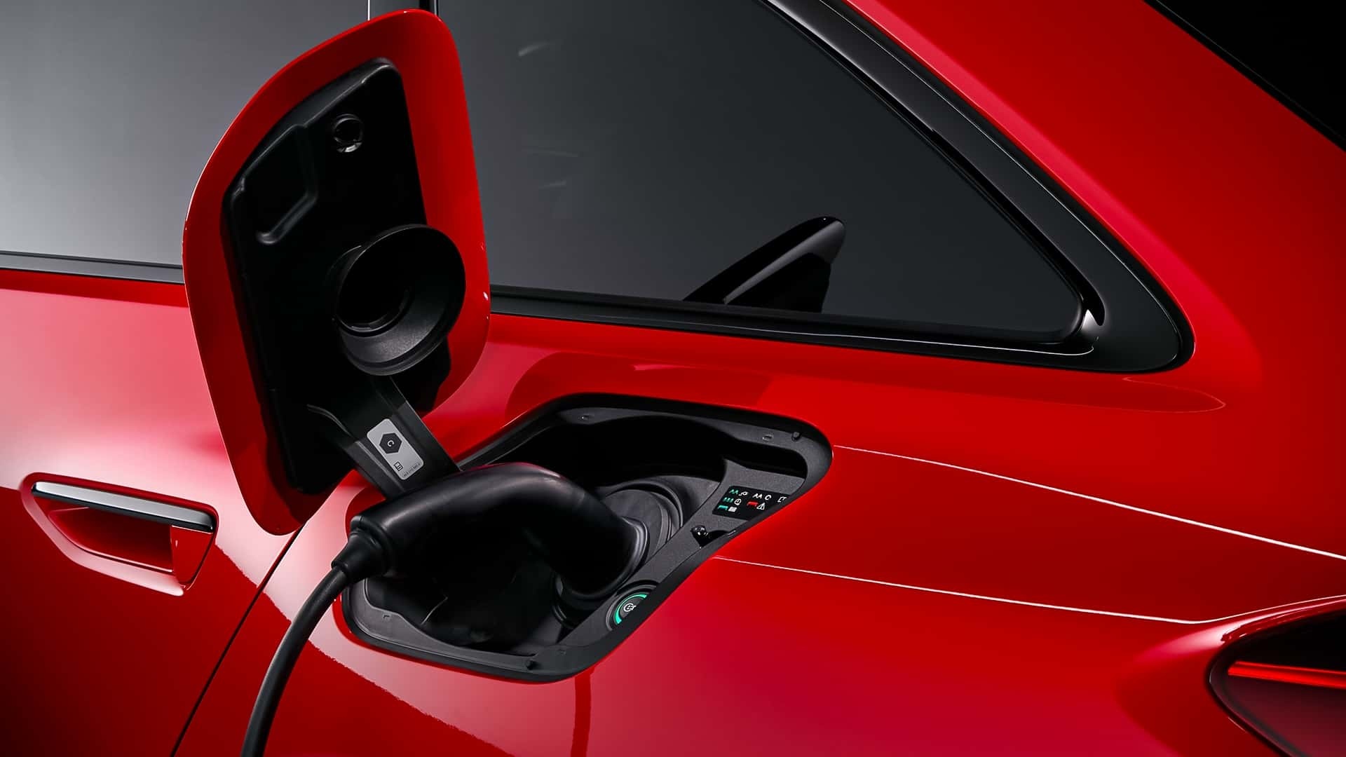 奥迪发布全新一代RS5家族轿车和旅行版都有，这大屁股蛋儿，太性感了，宽体太夸张了