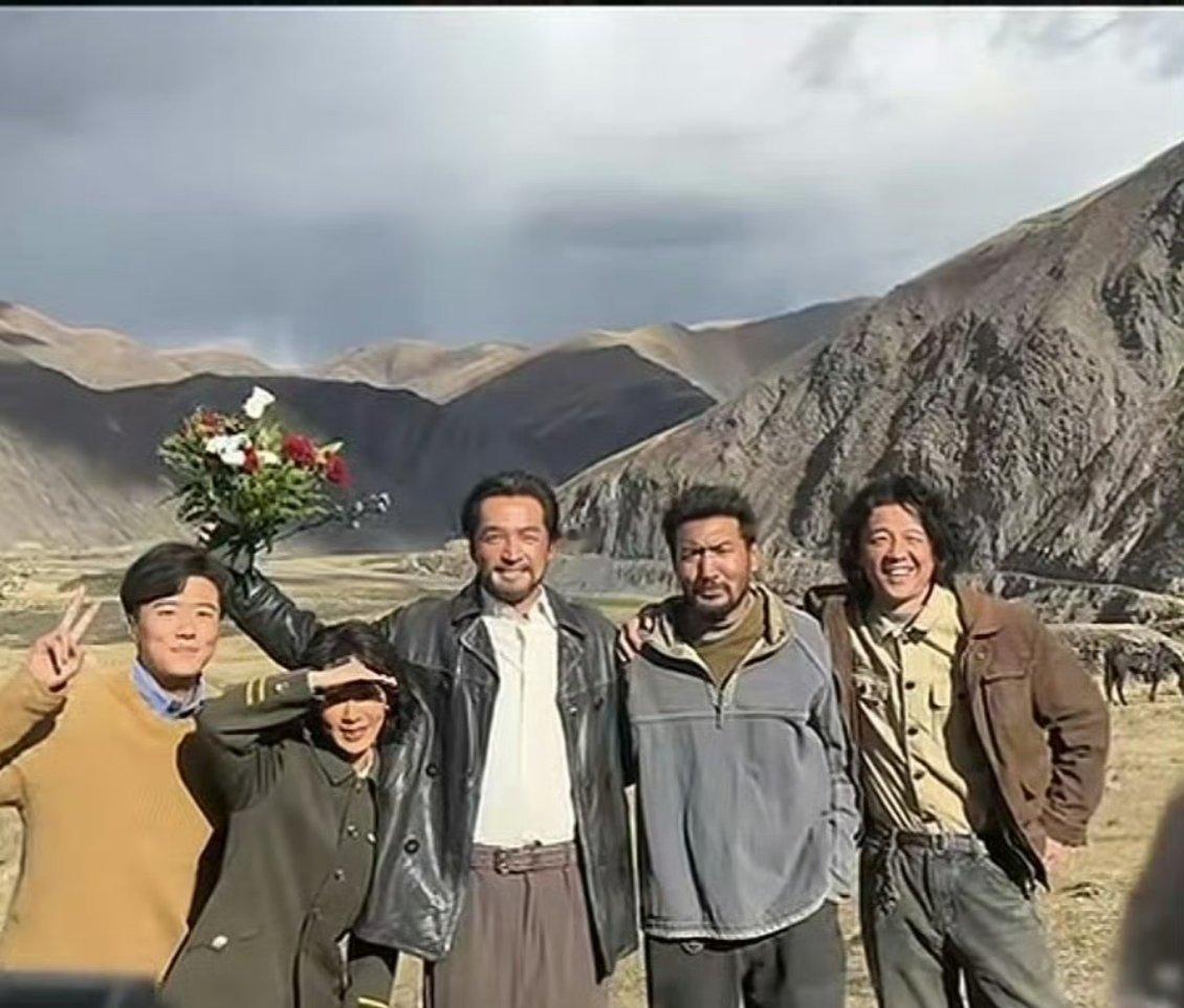 杨紫胡歌《生命树》杀青路透​​​